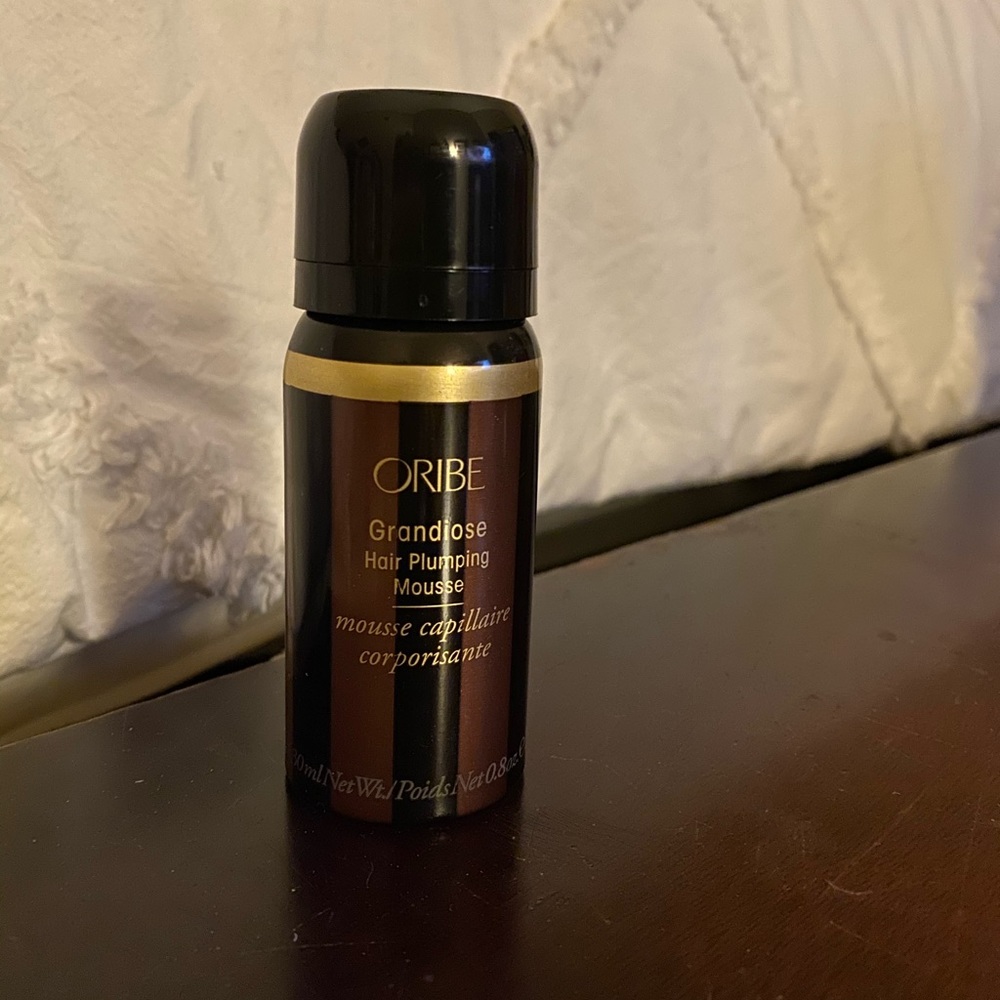 Oribe Grandiose plumping mousse